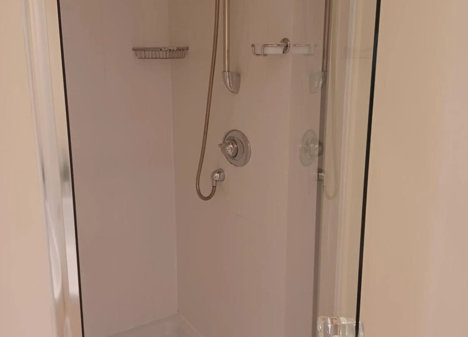Rusling House Bed & Breakfast Butcombe 0*,